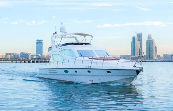 Looking For budget friendly and Luxuries Yacht in Dubai