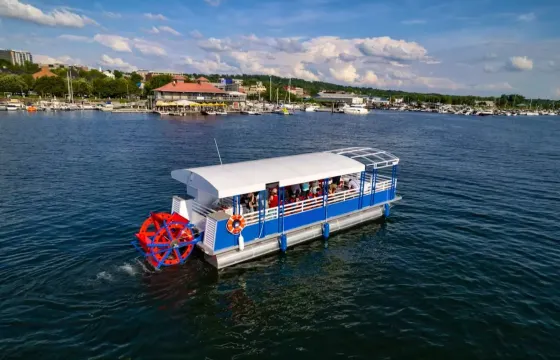 Lake Champlain's best party boat for up to 20 passengers!