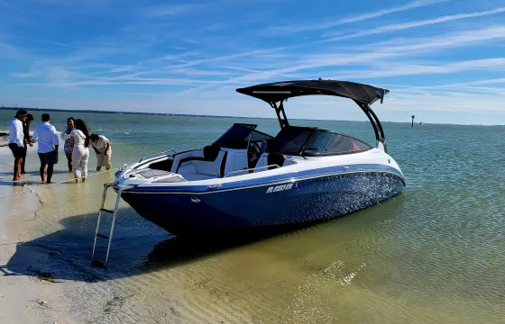 2018 Yamaha 242 Charter Clearwater, St Pete Area.