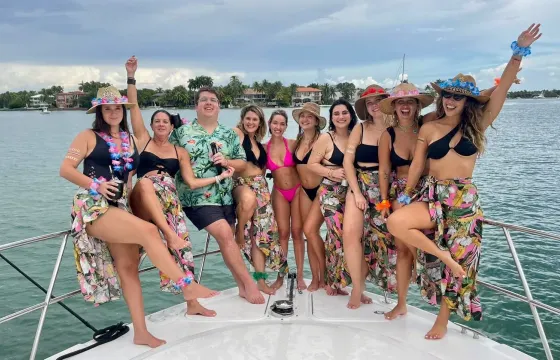 50“ Luxury Miami Yacht, Sandbar, Sunset & Party Charter Mon-Thu One hour free.