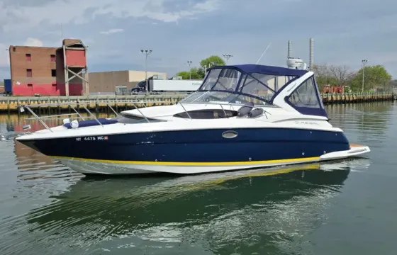 8 People | Monterey 340 Sport Yacht
