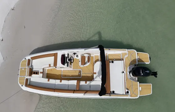 2022 Bayliner Dx2000|Spacious and perfect for cruising around Anna Maria Island