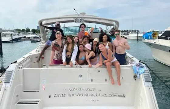 46' Sunseeker Portofino Yacht in Chicago for Parties & Events