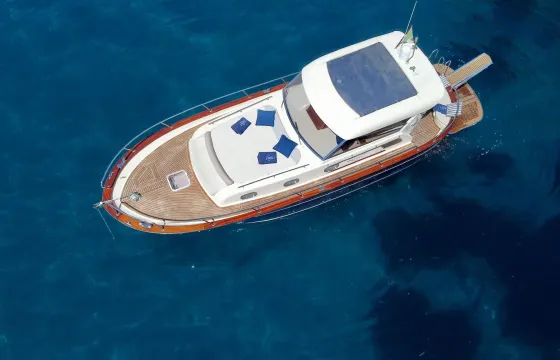 Charter luxury boat private tour capri and amalfi coast