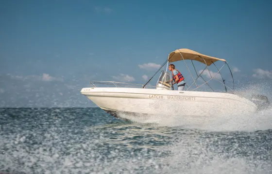 Charter Voyager 115hp Speedboat in Cyprus, Poli Crysochous