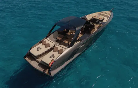 Frauscher 45 "Hailey Su" Demon Air – Luxury Yacht Charter for 11 Guests