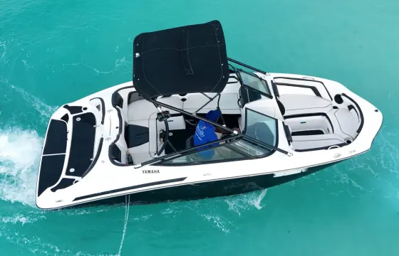 Regal Powerboat for rent in Zanzibar Island