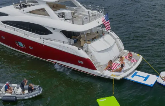 Luxurious 88ft Sunseeker Manhattan serving Florida and Bahamas