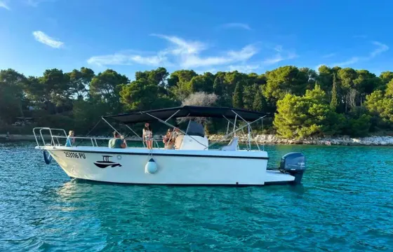 Private boat tours "Kamenjak, Porer, Cave, Medulin Bay"