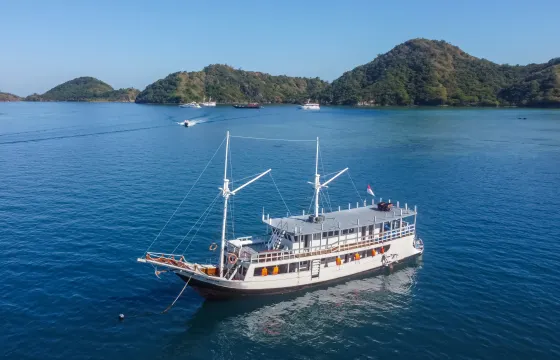 3D2N Komodo Island Hopping Adventure