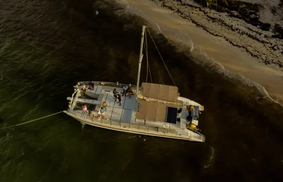 Champagne Sunset Cruise – Private Catamaran (5:00 PM – 7:00 PM)