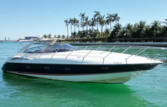 Enjoy Miami in 46ft Sunseeker Motor Yacht