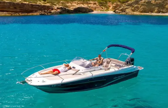Jeanneau Cap Camarat 7.5 WA S2 Motor Yacht in Eivissa, Illes Balears