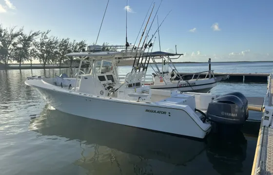 Offshore Thrills on a 32ft Regulator – Reel in the Adventure!