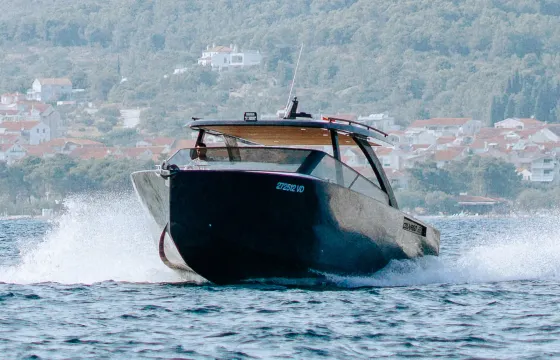 2021 Colnago 33' Motor Yacht for Charter in Vodice