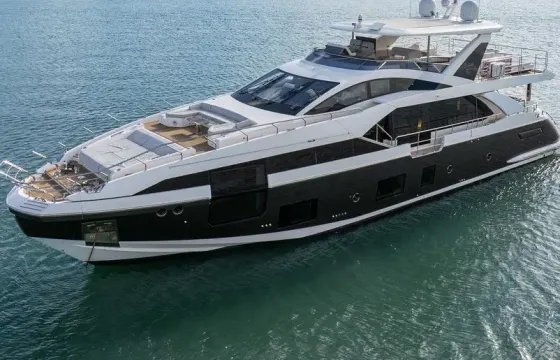 88’ Azimut Luxury Motor Yacht w/ Jacuzzi!