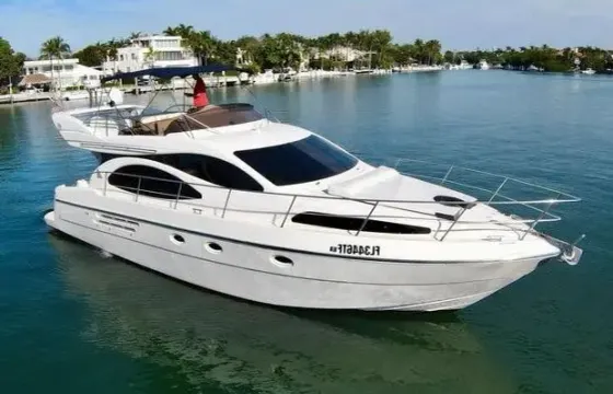 Luxury 46′ Azimut Yacht – Newport Beach (2 Bedroom + 2 Bath)