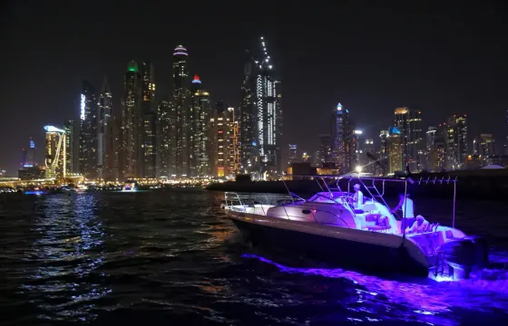 Dubai Boat Rental 🐬 - Luxury 38ft Motor Yacht Charter for 10 person in Dubai