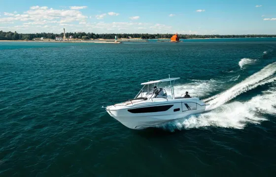 Beneteau Flyer 9 - Brand New 2024 - Luxury Motor Boat