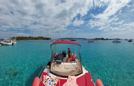 New Mediteran 19 Powerboat in Seget Vranjica