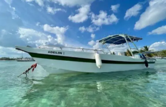 28’ Private Speedboat Charter to Saona Island  Economy Option!  Up to 12 Guests