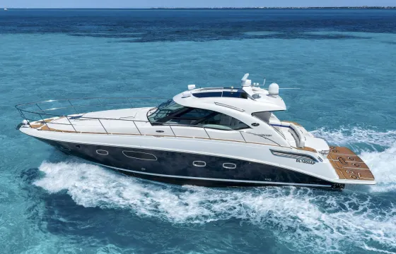Deal of the Week! Sea Ray II 47Ft Yacht for Rent in Cancun, Mexico