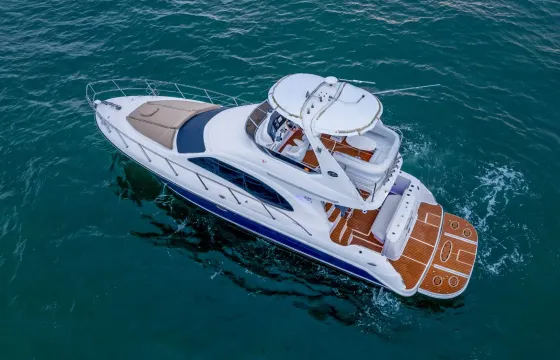 48 FT Searay Flybridge