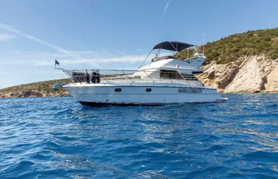 Bodrum - Lapina 1 - Full-Day Private Tour - 40ft Fairline Motor Yacht