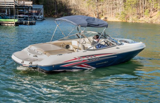 Premium Boat Rental On Lake Lanier! Incredible Stingray 208LR 21 FT, 200 HP!!!