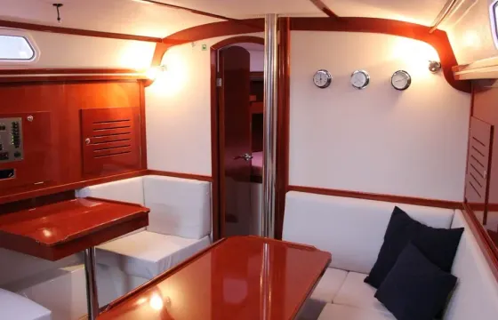 Charter a Hanse 34 Crusing Monohull in Hoorn, Netherlands