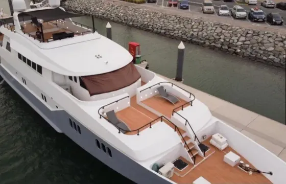 141ft Majest Mega Luxury Yacht for Charter in Dubai
