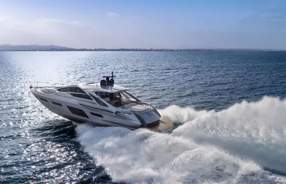 Luxury Pershing 7X Sport Yacht for 10 People in Port d'Andratx
