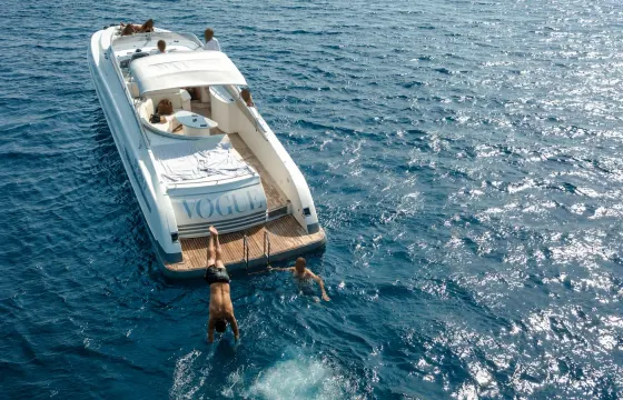 Private Luxury Yacht Tour – Portofino & Cinque Terre aboard Cherokee 51