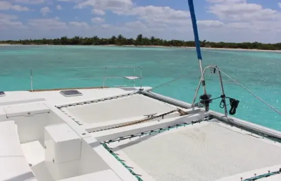 Lagoon 440 Catamaran rental in Cancun Isla Mujeres