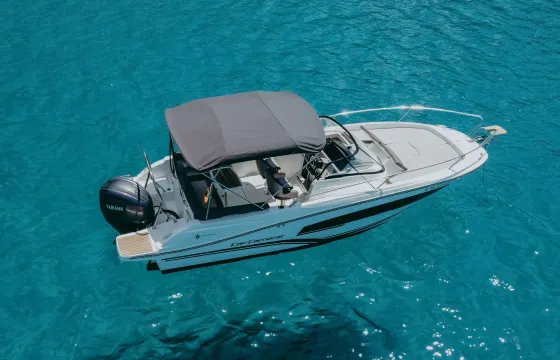 Jeanneau Cap Camarat 7.5 WA in Eivissa, Illes Balears