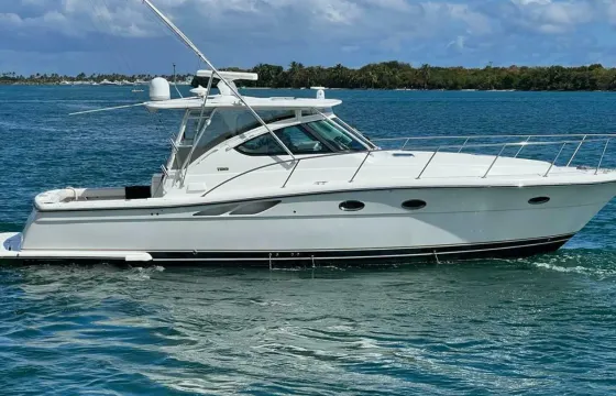 Sun Boating Cruiser - 38ft Tiara Motor Yacht