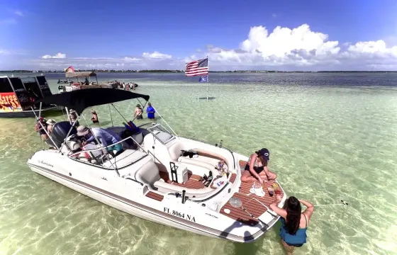 Private Islamorada Charters in the Florida Keys aboard 23' Hurricane Fun Deck