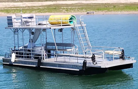 CHEAPEST SOLID CRAFT - 29.5ft Solid Craft 15 Passenger Double-deck with a slide