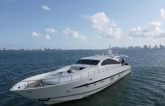Luxury at Sea: Leopard 95 ft CHURRI Yacht Charter with Chef & Entertainment