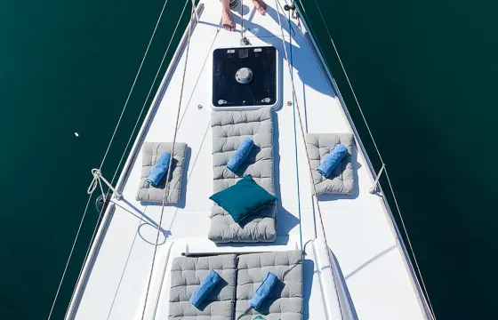 Enjoy an unforgettable experience aboard our exceptional privatized sailboat