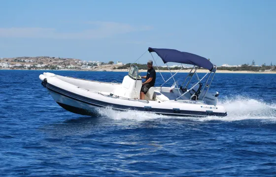 Yria 620-RIB boat for Rent in Agia Anna Port, Naxos, Greece