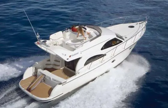 Daiza Rodman 41ft boat trip along the southern coast of Lanzarote