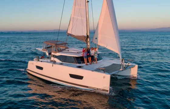 San Diego Catamaran Charter | Private Harbor Cruises or Sunset Sail - 12 guests