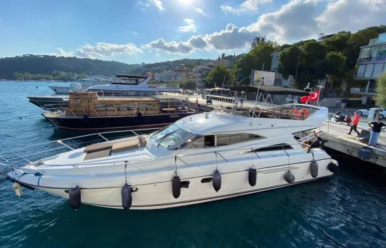 Discover Istanbul on the Bosphorus | Private 39ft Cruise