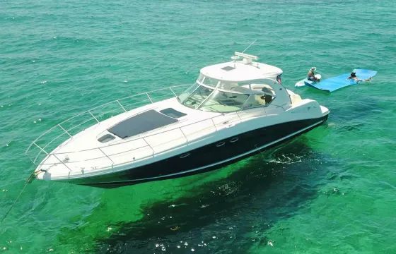 Deal of the Week! 42' Sea Ray Yacht for Rent in Miami, Florida.