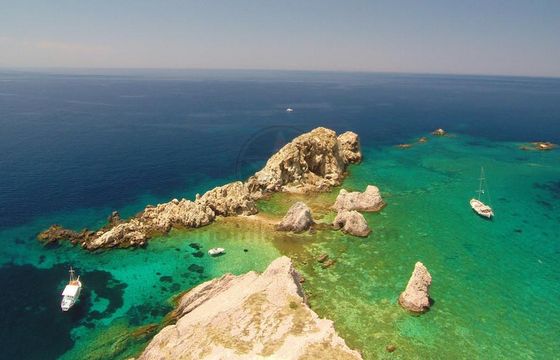Paroikia Bay Maria T 3h Boat Trip (10:30-13:30)
