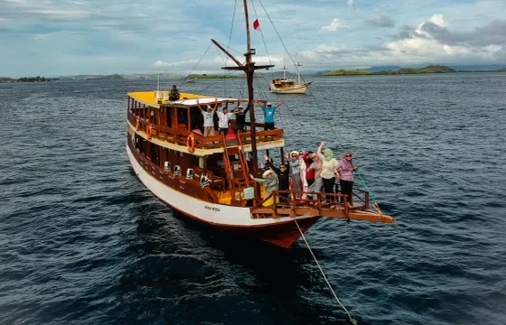 3DAYS/2NIGHTS EXPLORE KOMODO TOUR