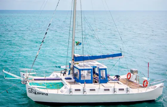 Mnemba Island Private Catamaran Cruise – Lunch & Open Bar
