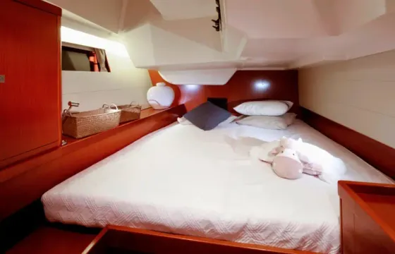 Discover Zagreba, Croatia Aboard Oceanis 48 Sailboat