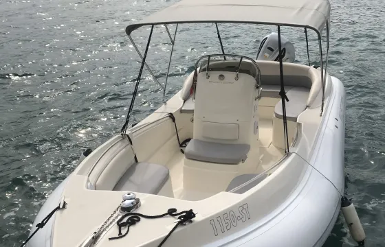 Scanner 710 Envy Tender Inflatable Boat for Rent in Split, Croatia